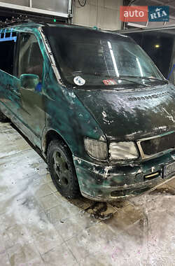 Мінівен Mercedes-Benz Vito 2003 в Зміїві