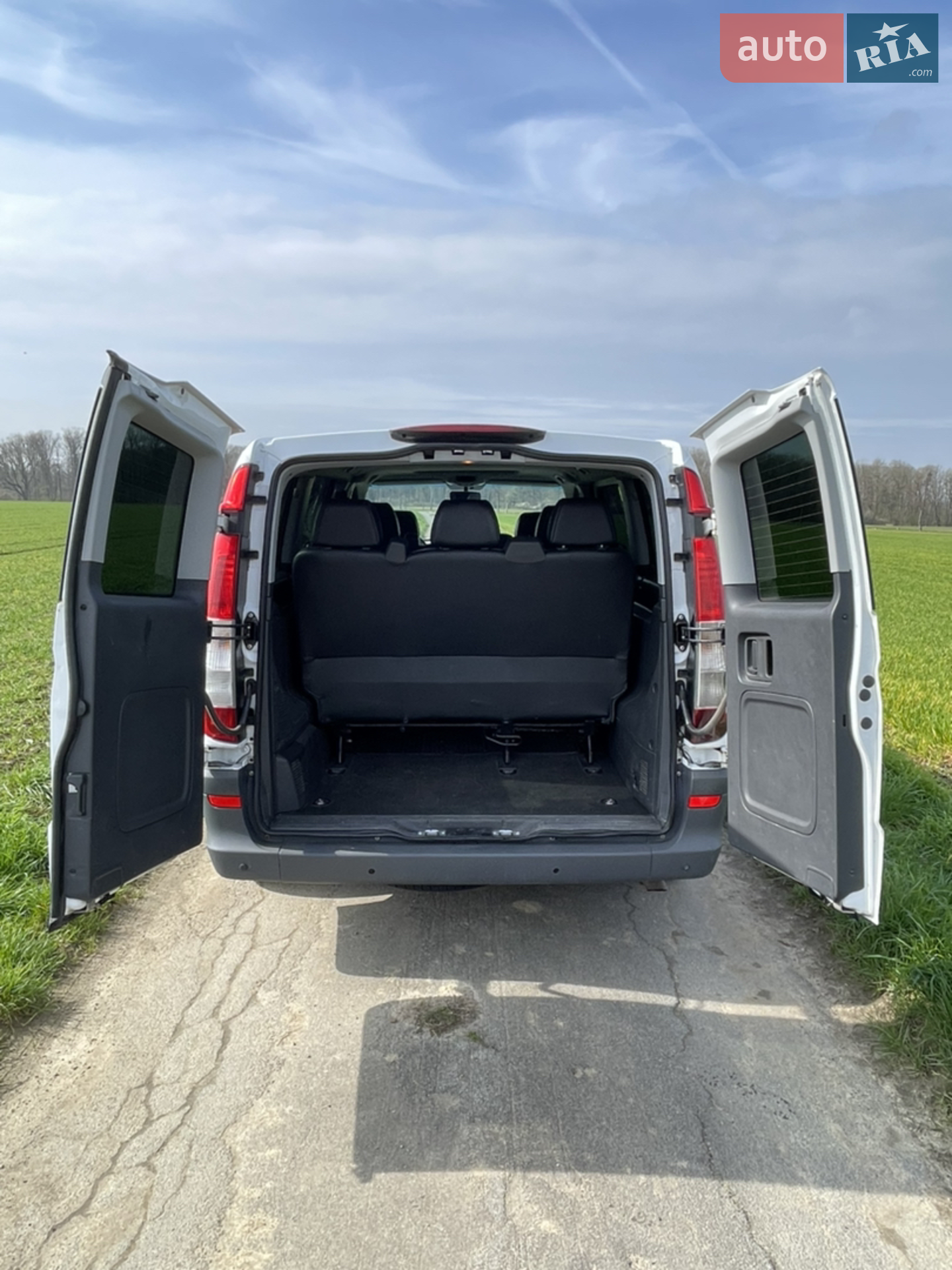 2011 Mercedes-Benz Vito - мініатюра 9