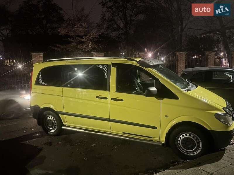 Мінівен Mercedes-Benz Vito 2004 в Кельменцях