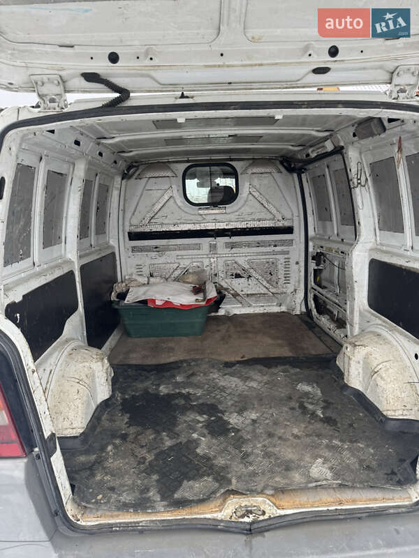 Грузовой фургон Mercedes-Benz Vito 2003 в Черновцах фото 6 Грузовой фургон Mercedes-Benz Vito 2003 в Черновцах
