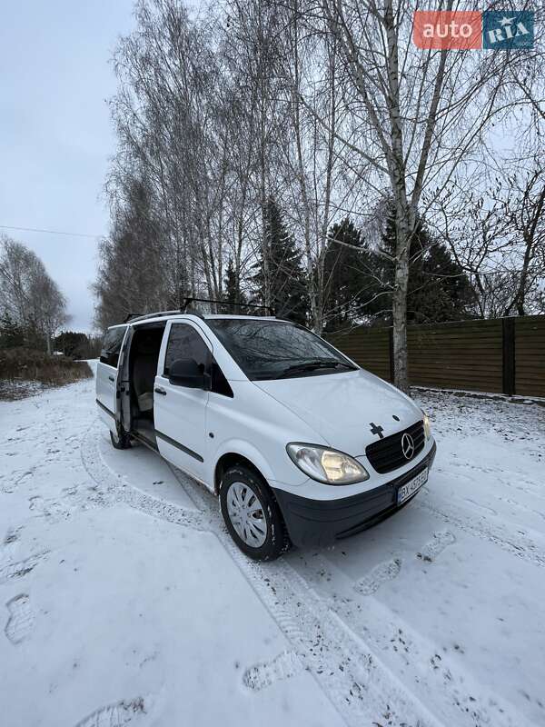 Грузопассажирский фургон Mercedes-Benz Vito 2007 в Броварах
