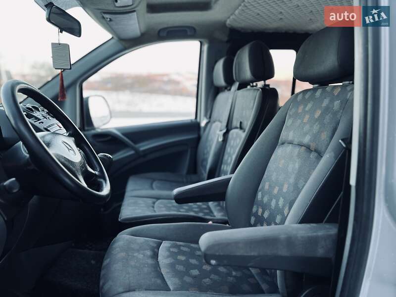 Мінівен Mercedes-Benz Vito 2005 в Чернівцях
