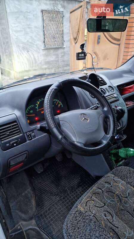 Минивэн Mercedes-Benz Vito 2002 в Никополе