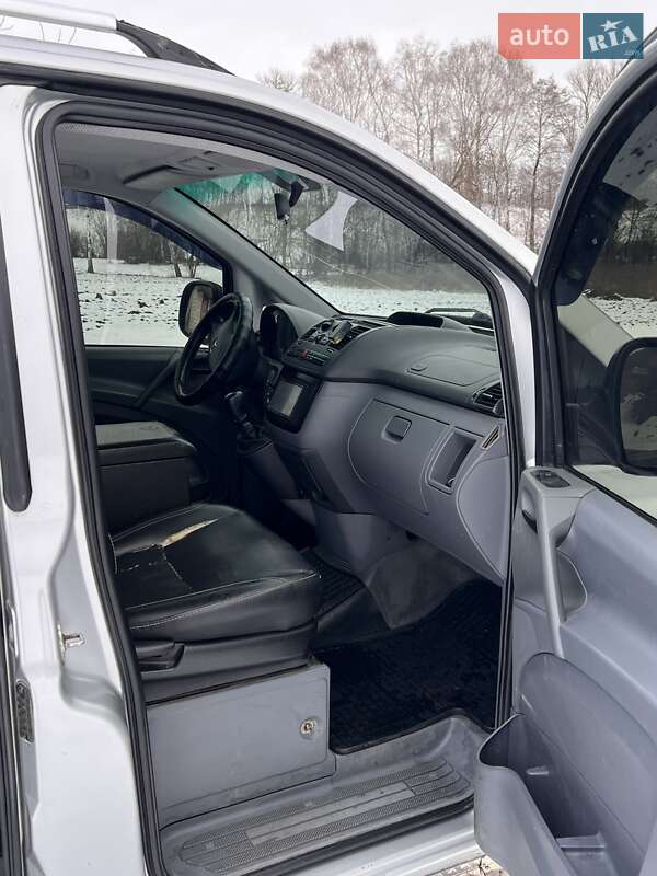 Минивэн Mercedes-Benz Vito 2006 в Виннице