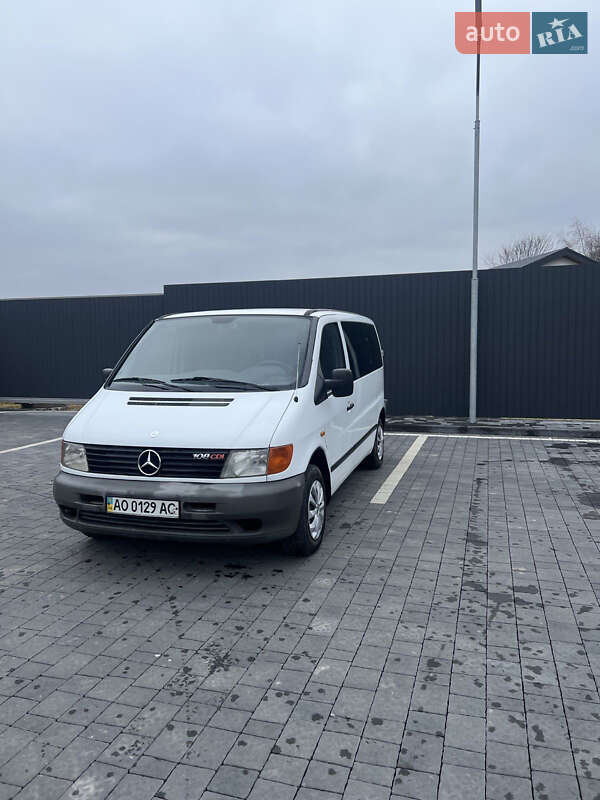 Минивэн Mercedes-Benz Vito 2002 в Самборе