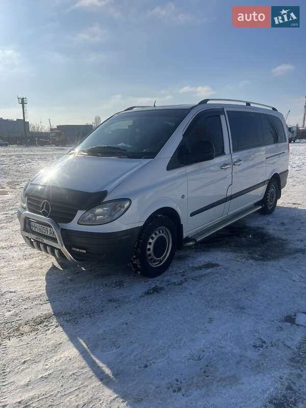 Mercedes-Benz Vito 2005