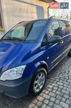 Микроавтобус грузовой (до 3,5т) Mercedes-Benz Vito 2011 в Черновцах