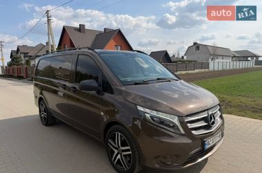 Вантажний фургон Mercedes-Benz Vito 2016 в Луцьку