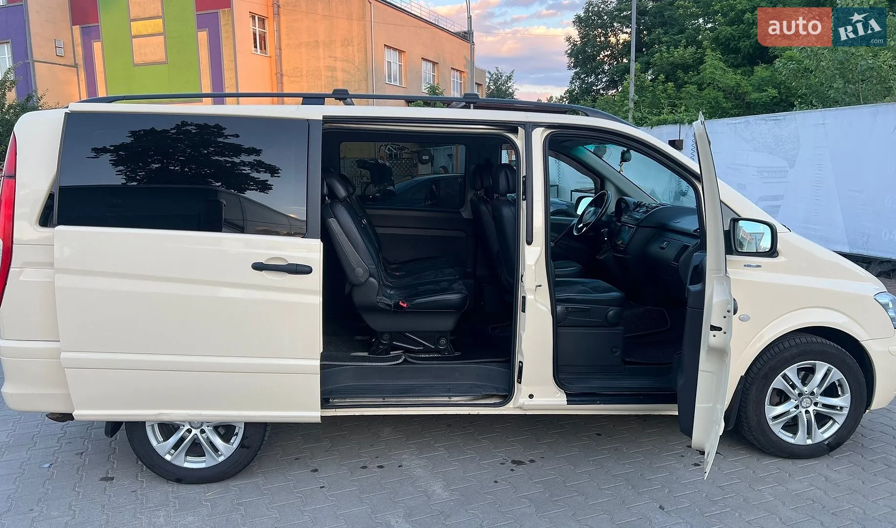 2012 Mercedes-Benz Vito - мініатюра 12