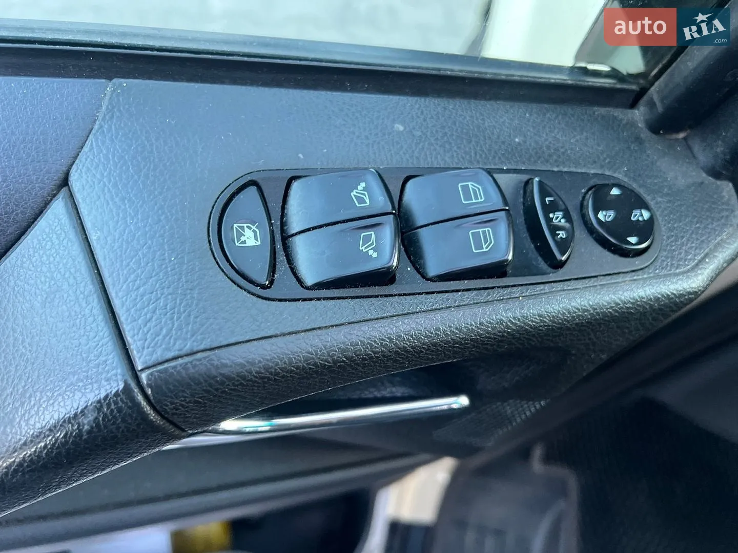2012 Mercedes-Benz Vito - мініатюра 22