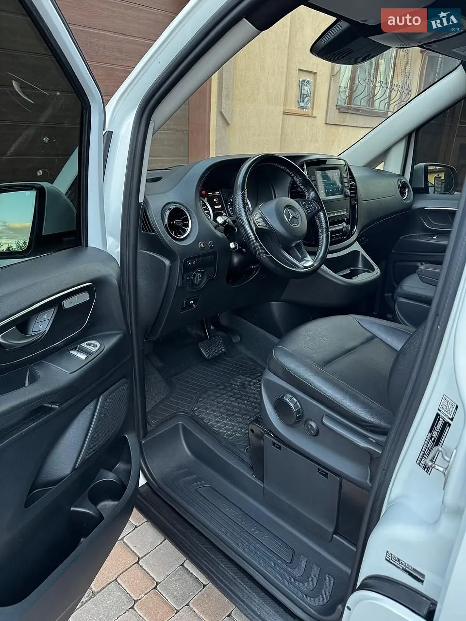 2022 Mercedes-Benz Vito - мініатюра 25