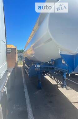 Цистерна напівпричіп Merceron М-343 SМ 2000 в 