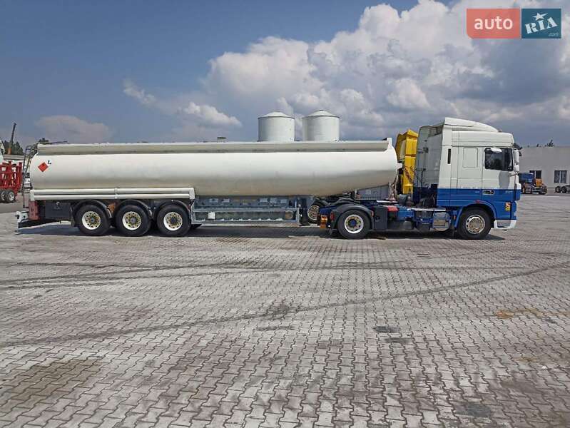 Цистерна полуприцеп Merceron М 343RDP0 1997 в 