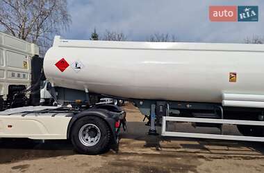 Цистерна полуприцеп Merceron М 343RDP0 2004 в 