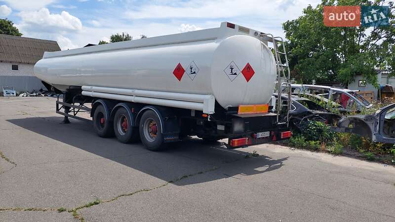 Цистерна полуприцеп Merceron М 343RDP0 1999 в Белой Церкви
