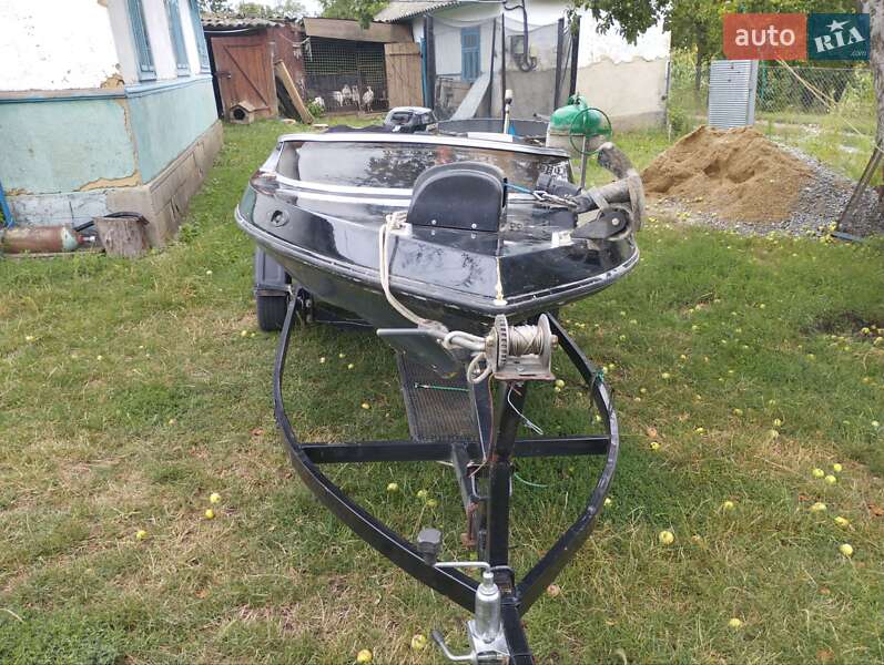 Катер Mercruiser Alpha 2010 в Кельменцах