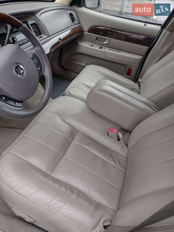 Седан Mercury Grand Marquis 2010 в Киеве