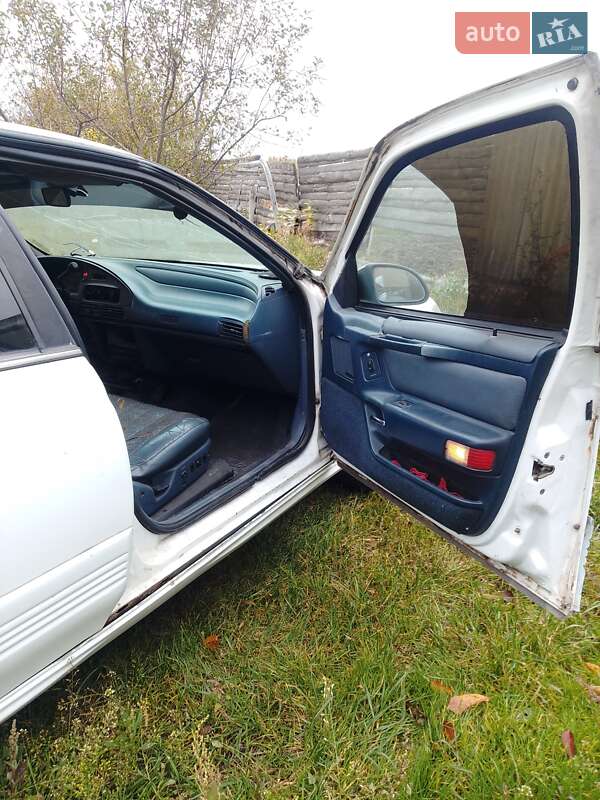 Седан Mercury Sable 1990 в Киеве