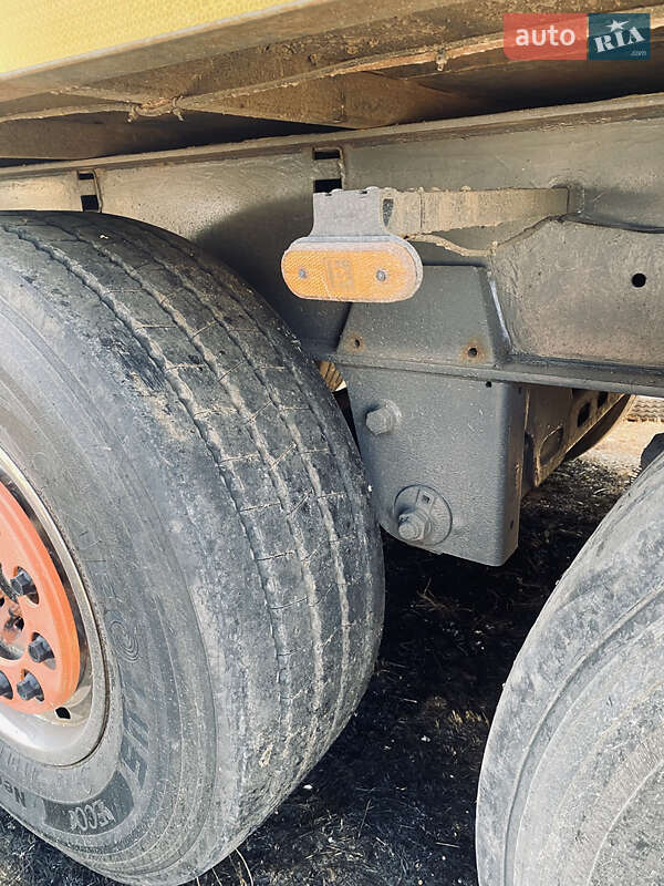 Зерновоз - полуприцеп Merker M 300 2006 в Березанке