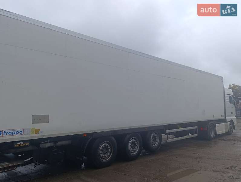 Рефрижератор полуприцеп Merker M 300 2013 в Одессе