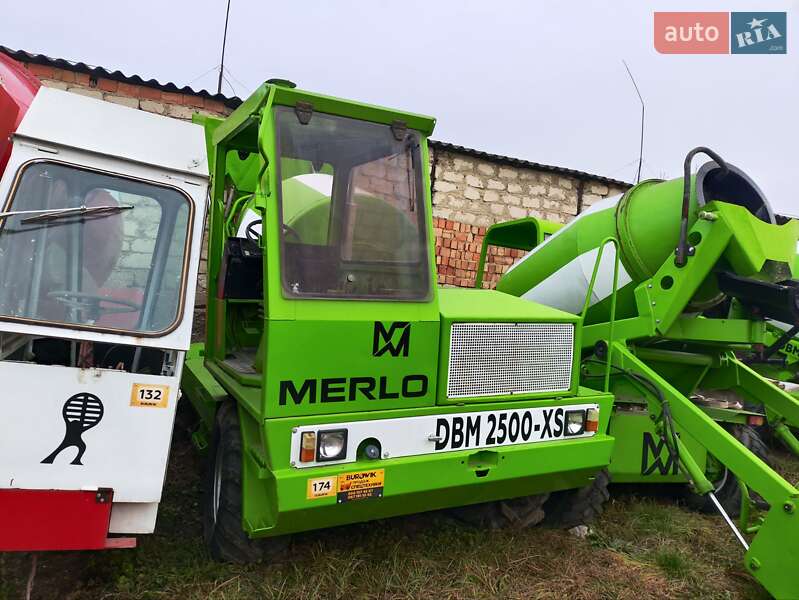 Бетономешалка (Миксер) Merlo DBM 1997 в 