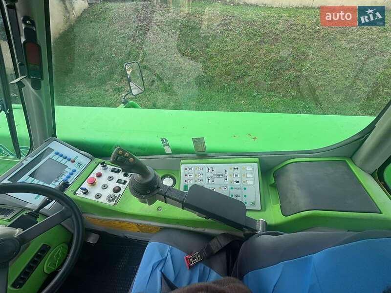 Телескопический погрузчик Merlo Roto 2005 в Черновцах