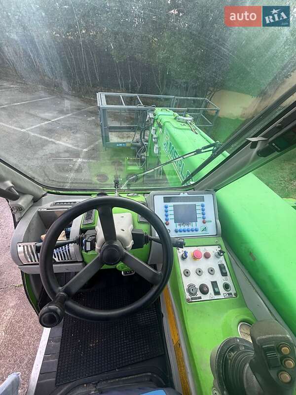 Телескопический погрузчик Merlo Roto 2005 в Черновцах