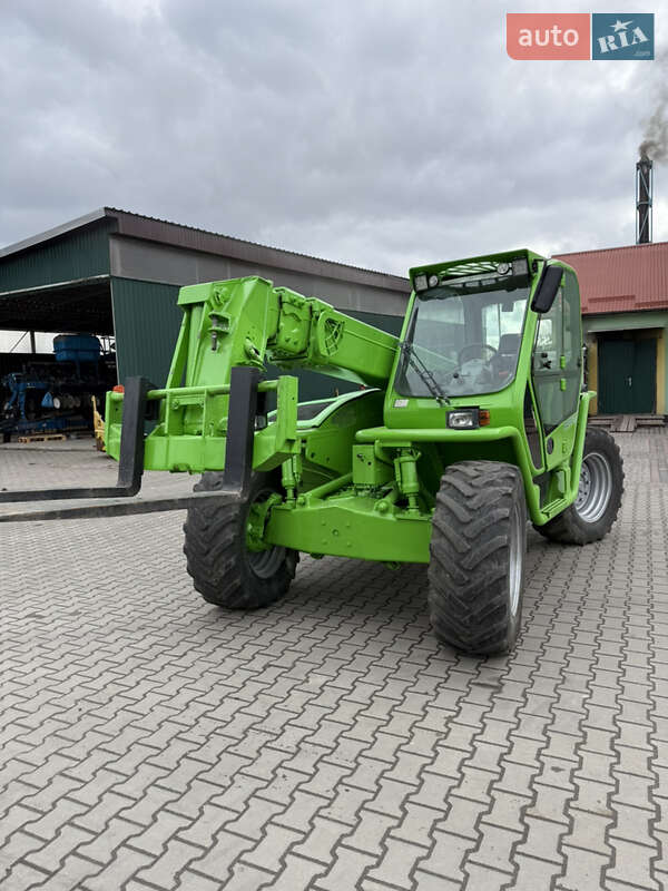 Фронтальні навантажувачі Merlo TF 38.7 2011 в Ізяславі