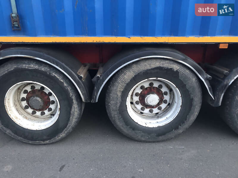 Зерновоз - полуприцеп Metaco SD 2002 в Умани