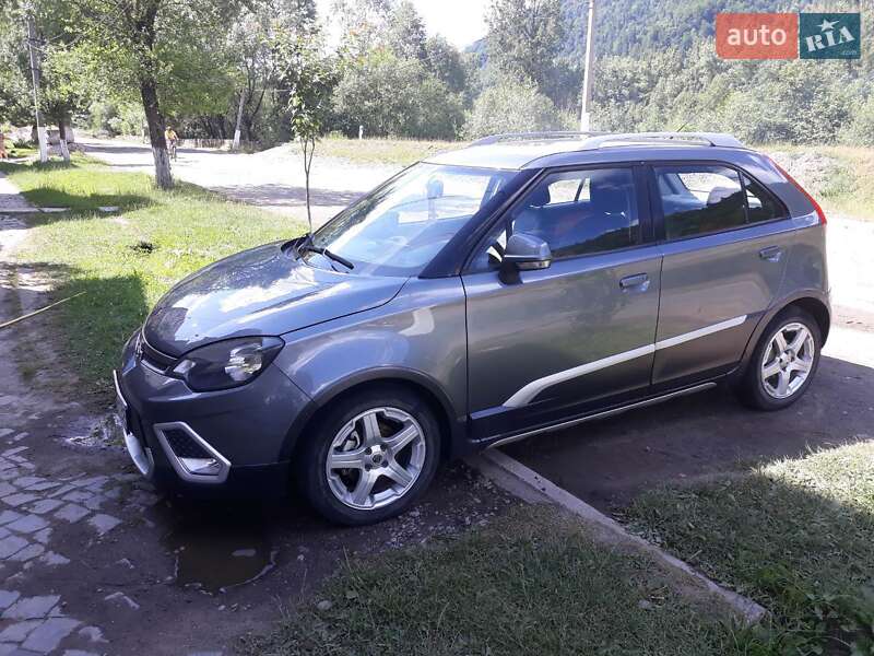 MG 3 Cross 2013