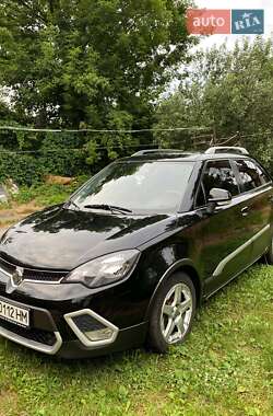 Хэтчбек MG 3 Cross 2013 в 
