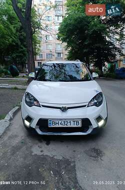 Хэтчбек MG 3 Cross 2013 в 