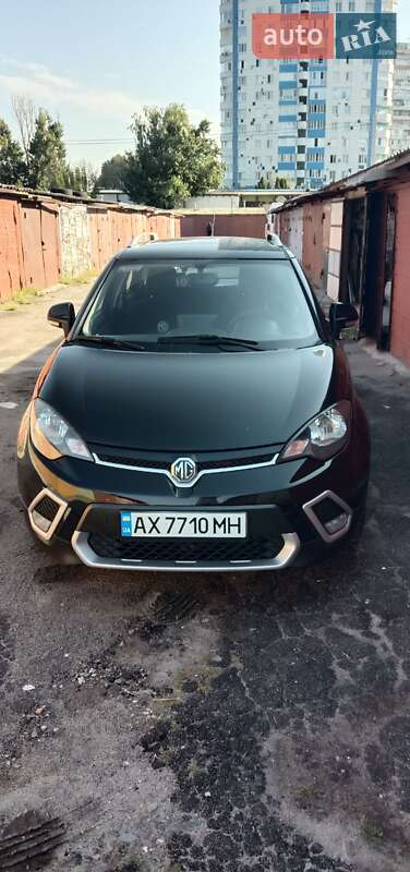 MG 3 Cross 2014