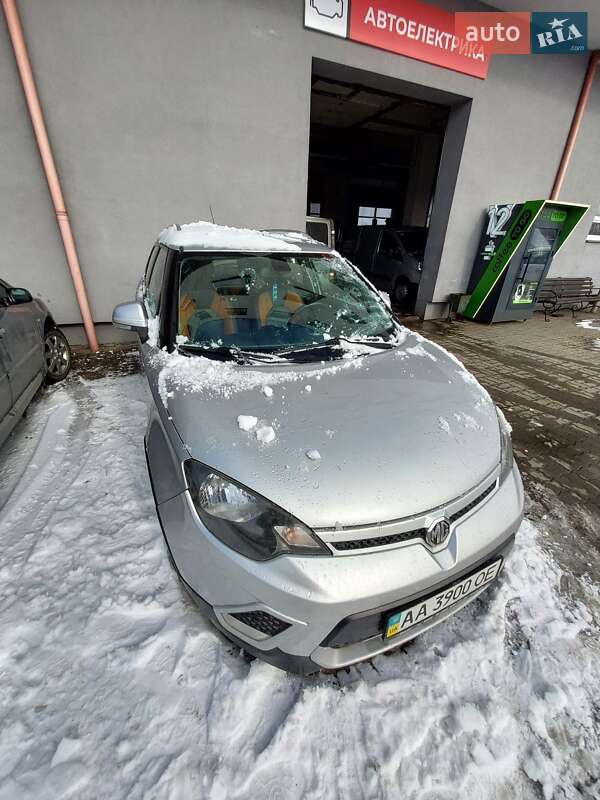 Хэтчбек MG 3 Cross 2013 в Львове