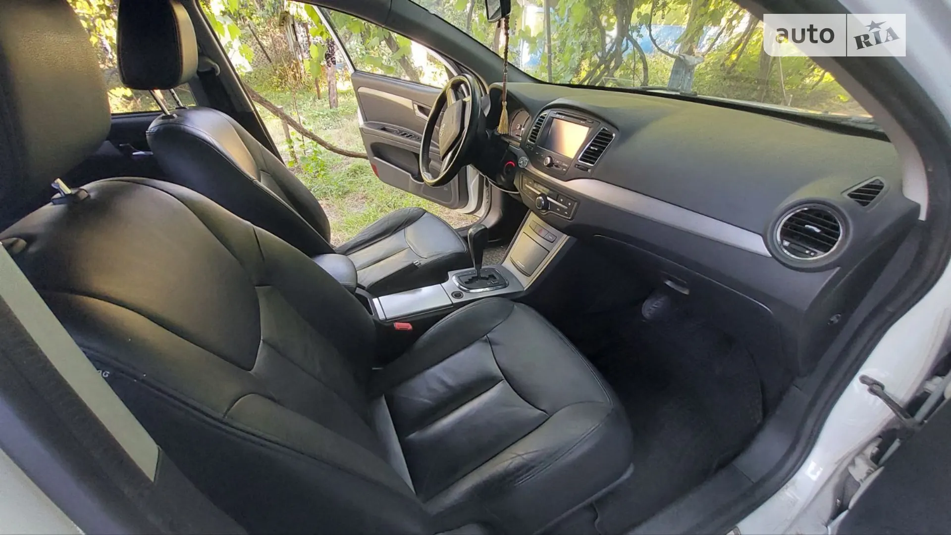2012 MG 350 - мініатюра 3