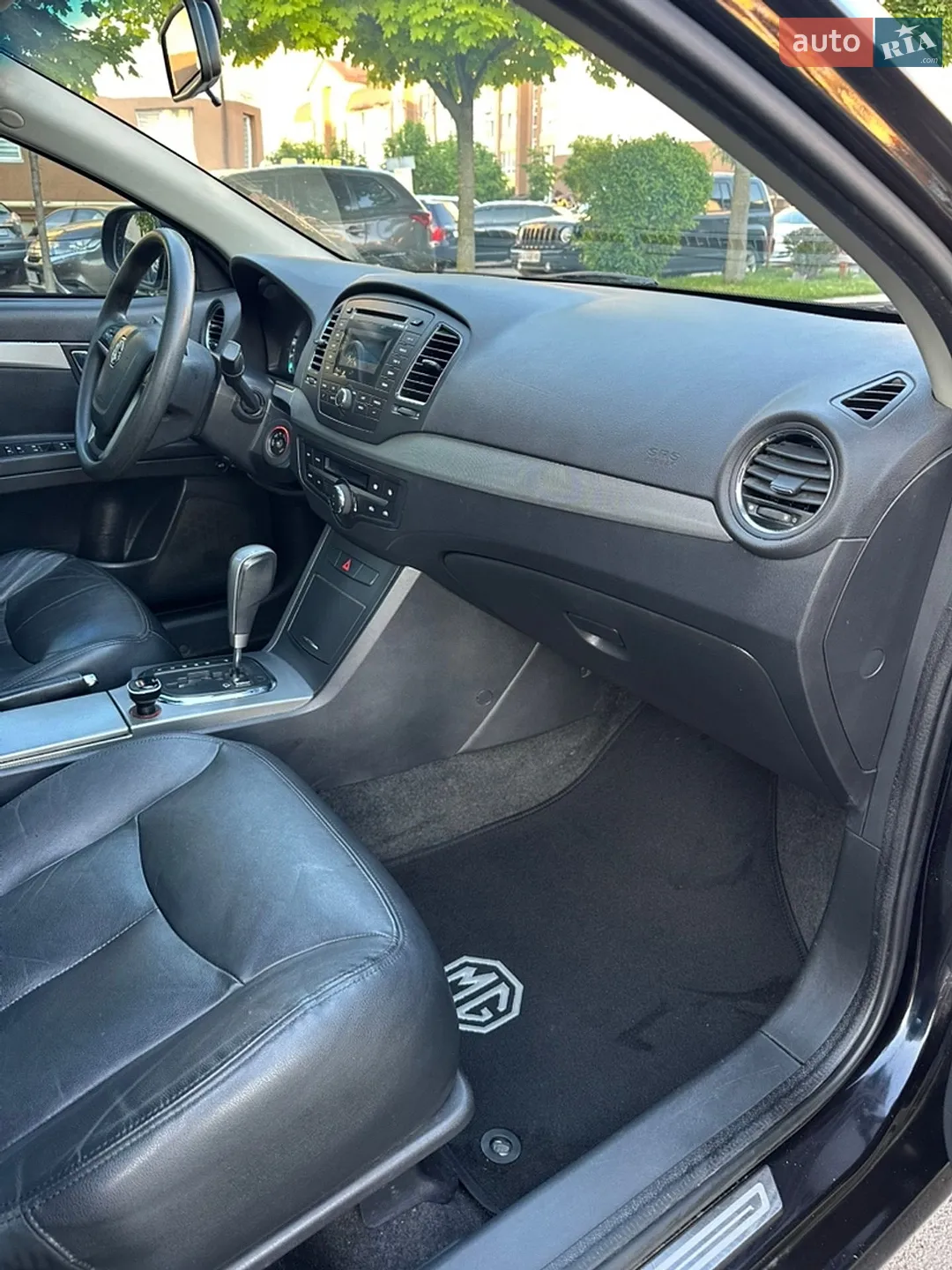 2012 MG 350 - мініатюра 7