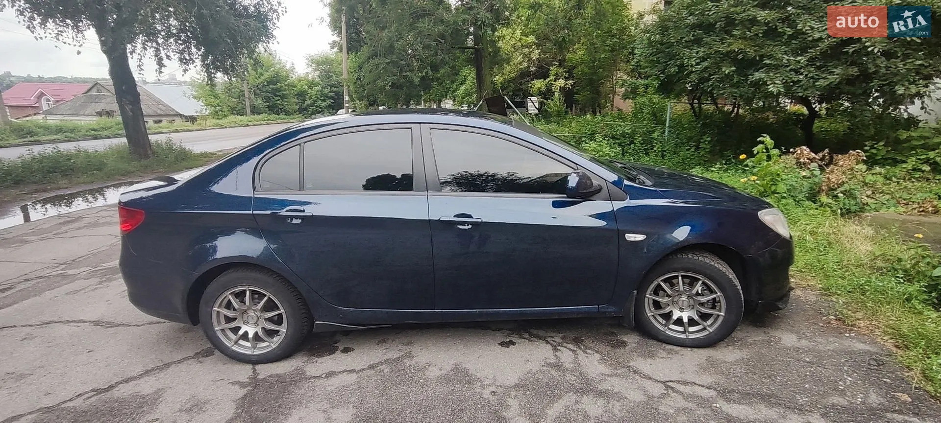 2012 MG 350 - мініатюра 8
