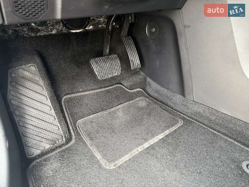 Хетчбек MG 4 2023 в Шептицькому фото 38 Хетчбек MG 4 2023 в Шептицькому