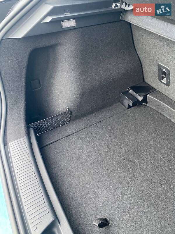 Хетчбек MG 4 2023 в Києві фото 22 Хетчбек MG 4 2023 в Києві