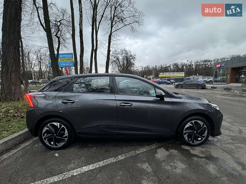 Хетчбек MG 4 2023 в Києві фото 10 Хетчбек MG 4 2023 в Києві