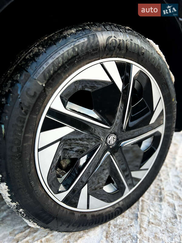 Хэтчбек MG 4 2023 в Киеве
