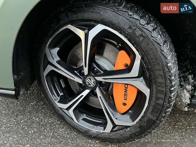 Хэтчбек MG 4 2023 в Киеве