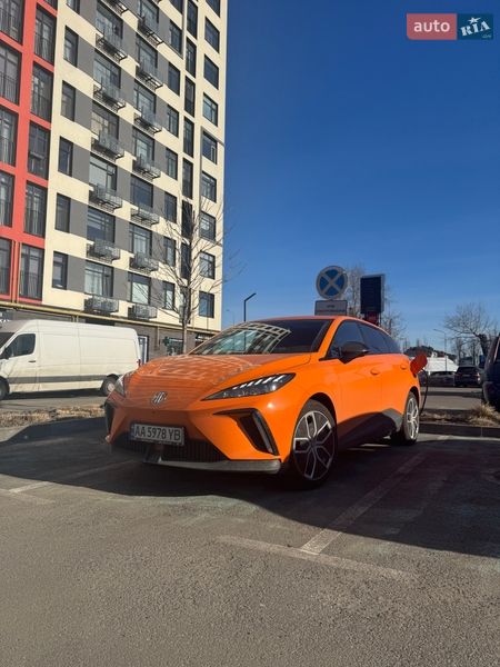 Хетчбек MG 4 2023 в Києві фото Хетчбек MG 4 2023 в Києві