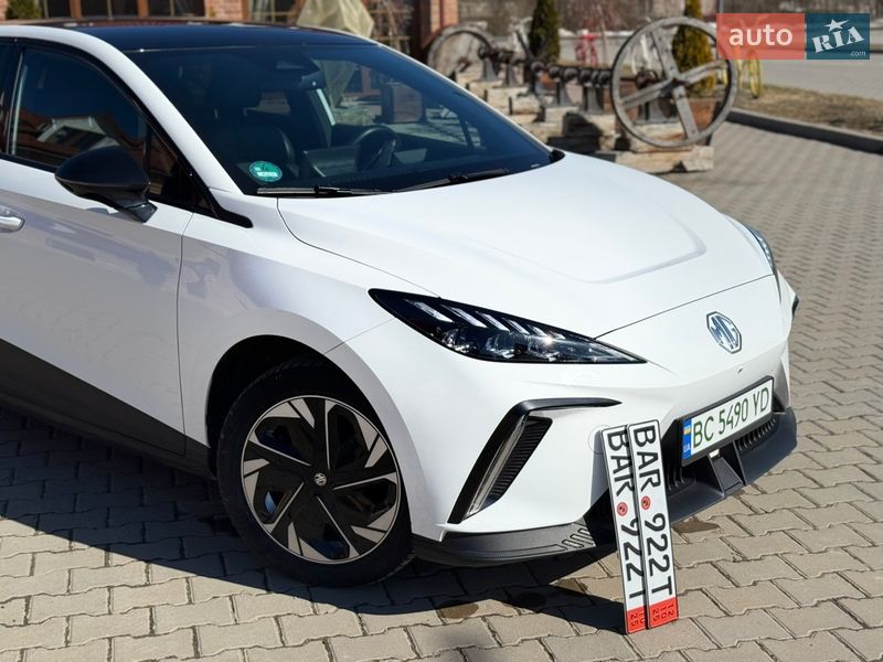 Хэтчбек MG 4 2023 в Бережанах