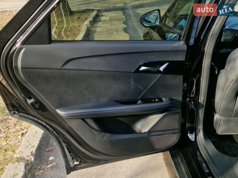 Хэтчбек MG 4 2023 в Киеве фото 13 Хэтчбек MG 4 2023 в Киеве