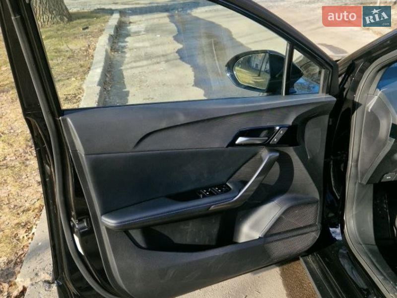 Хэтчбек MG 4 2023 в Киеве фото 9 Хэтчбек MG 4 2023 в Киеве