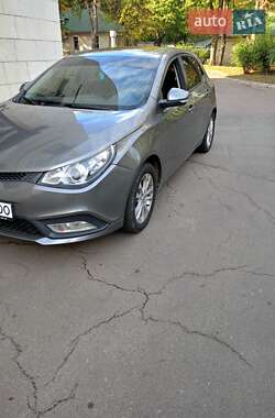 Хэтчбек MG 5 2013 в Киеве
