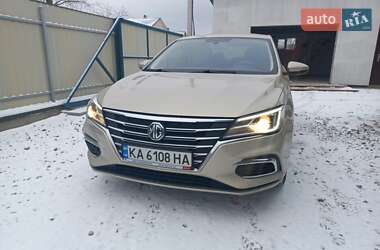 Седан MG 5 2021 в 