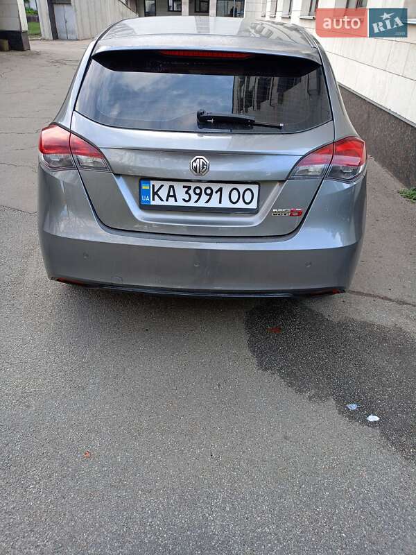 Хэтчбек MG 5 2013 в Киеве