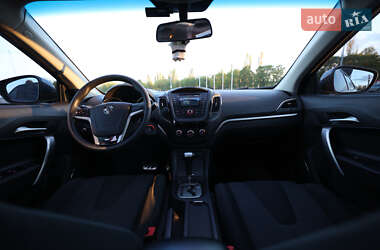 Хэтчбек MG 5 2013 в 